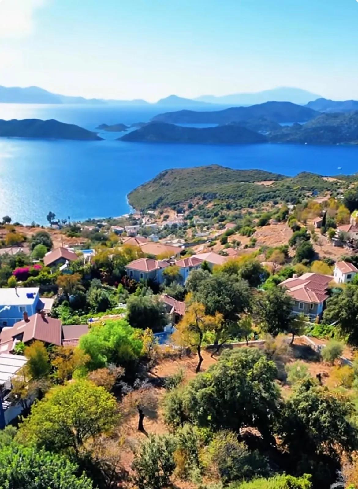 Im Dorf Söğüt mit Blick auf die Insel Simi und das Meer, Ökologischer Tourismus, bebaubare 2100 m2 Land