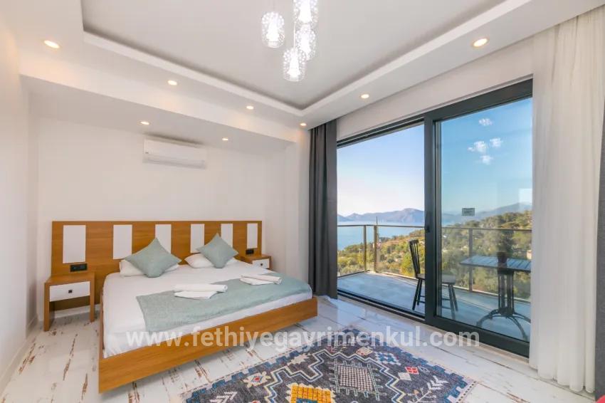 In Faralya eine Villa mit Meeresblick