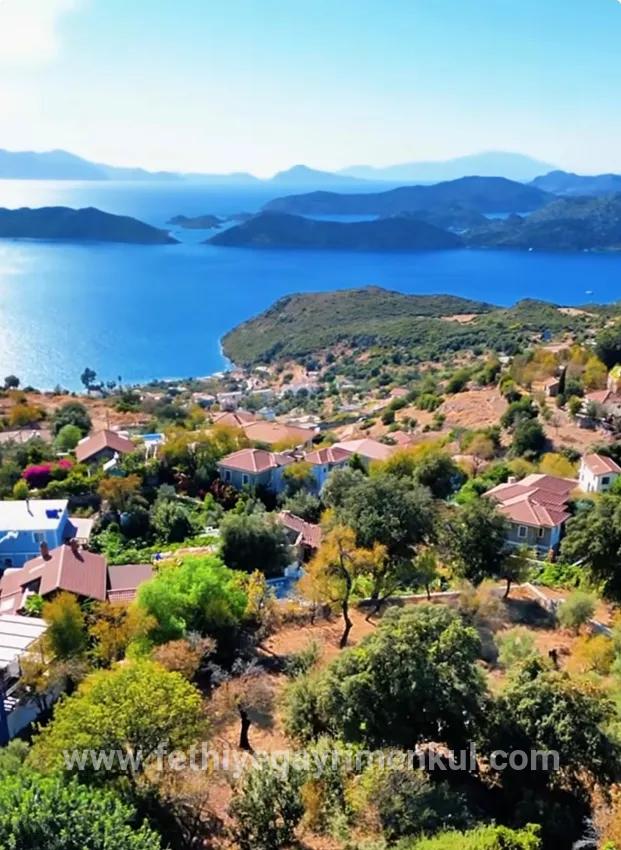 Feld Zu verkaufen in Söğüt Bz. Marmaris - Tourismus-Zonierung - 2.100 m²