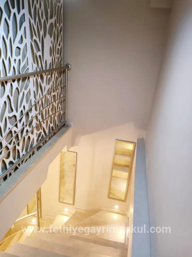 2+1-Zimmer Appartement Zu verkaufen in Çıldır Bz. Marmaris - 100 m²