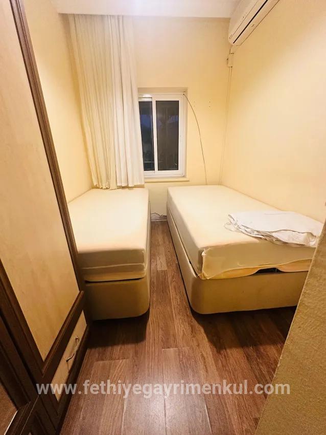 In Hisarönü 2+1 möbliertes Mietapartment – 100 m vom Strand