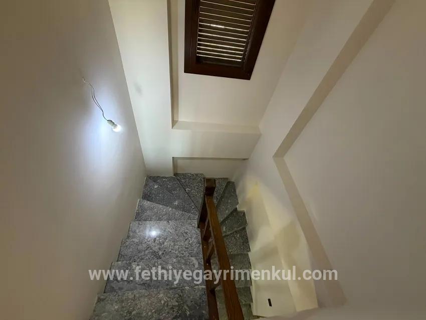 5+1-Zimmer Villa Zu vermieten in Çetibeli Bz. Marmaris - 220 m²