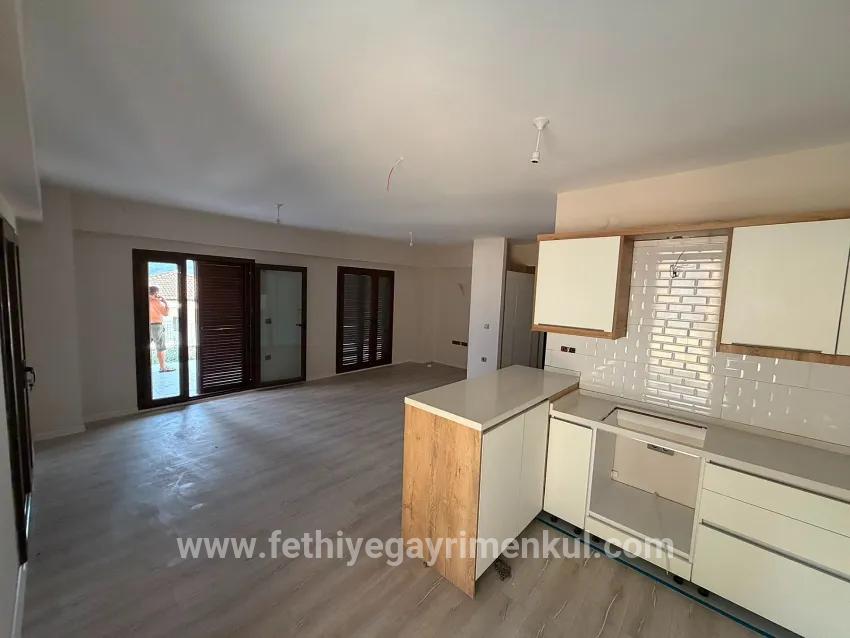 2+1-Zimmer Einfamilienhaus Zu vermieten in Çetibeli Bz. Marmaris - 140 m²