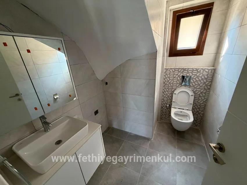 2+1-Zimmer Einfamilienhaus Zu vermieten in Çetibeli Bz. Marmaris - 140 m²