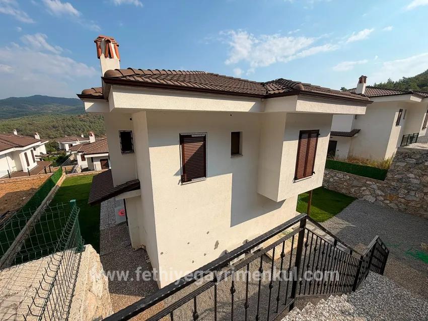 3+1-Zimmer Villa Zu verkaufen in Çetibeli Bz. Marmaris - 140 m²