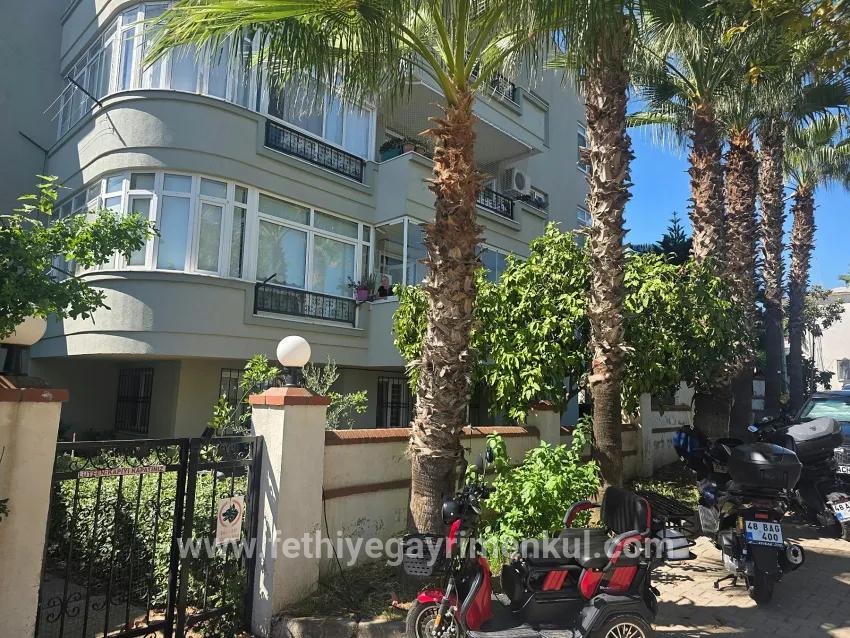 4+1-Zimmer Appartement Zu verkaufen in Armutalan Bz. Marmaris - 160 m²