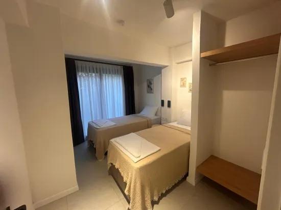 Marmaris Çıldır, 30 m zum Meer, neu, luxuriös, mit Garten, möbliert, zu vermieten, 2+1