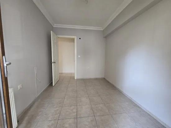 3+1 zu vermietende Wohnung Im jungen Gebäude Im Viertel Çıldır