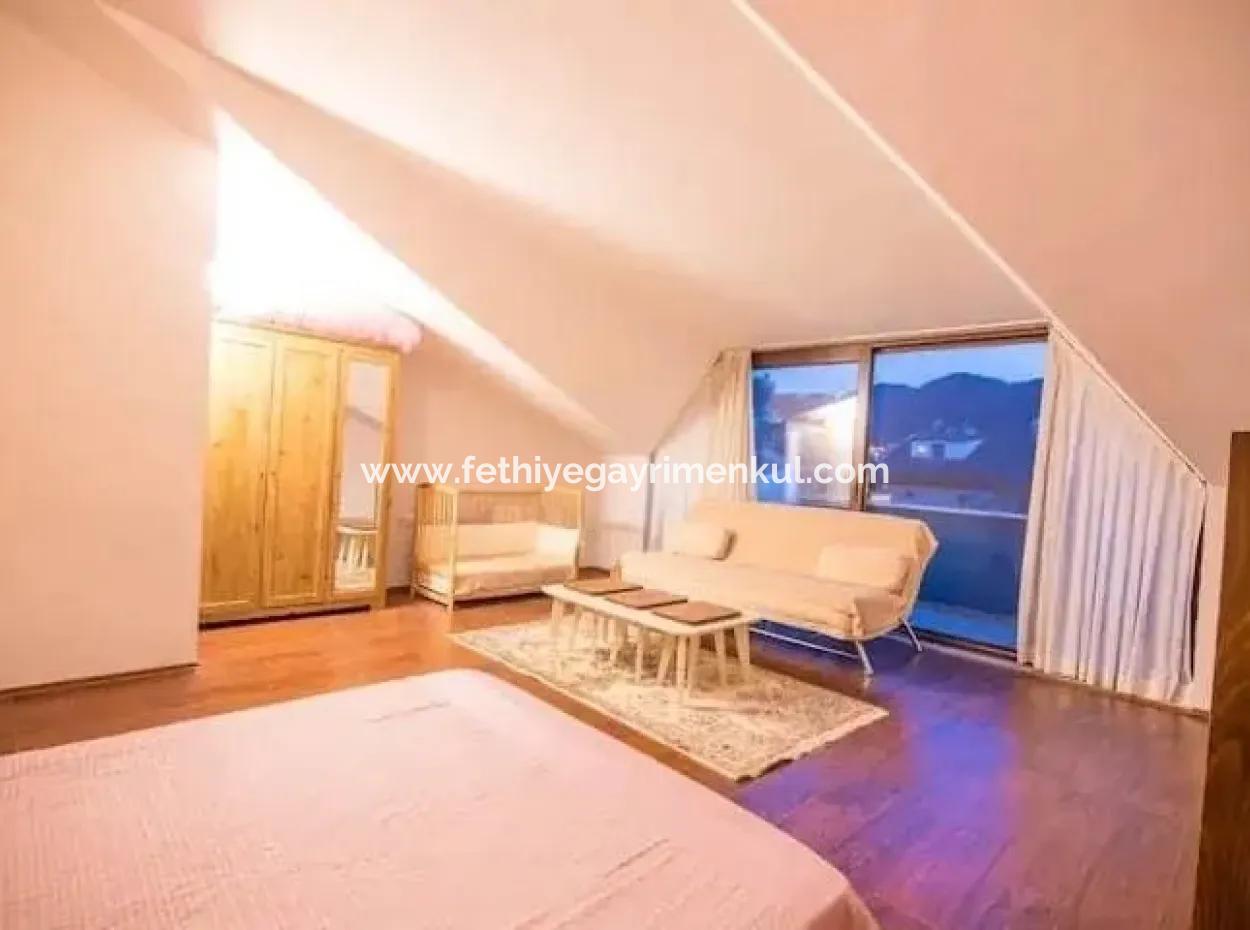 Das Gebiet Von Marmaris Armutalan Freistehende Villa Zum Verkauf 4 Zimmer 1 Wohn-Zimmer-Triplex-Villa Komplett