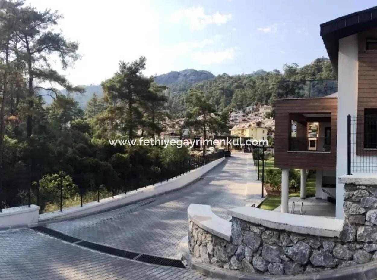 Schöne Villa Zum Verkauf In Marmaris Beldibi District, Villa Smart-Villa 220 M2 4 Zimmer 2 Wohnzimmer