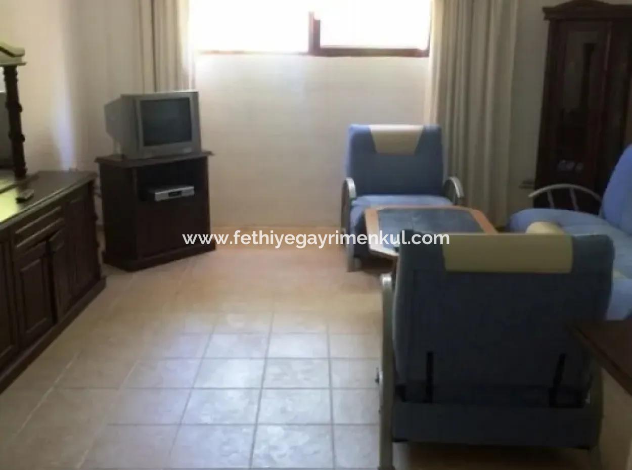 Freistehende Villa Mit Garten Zum Verkauf In Ula Muğla Bezirk Sultanahmet-Viertel Zweibettzimmer