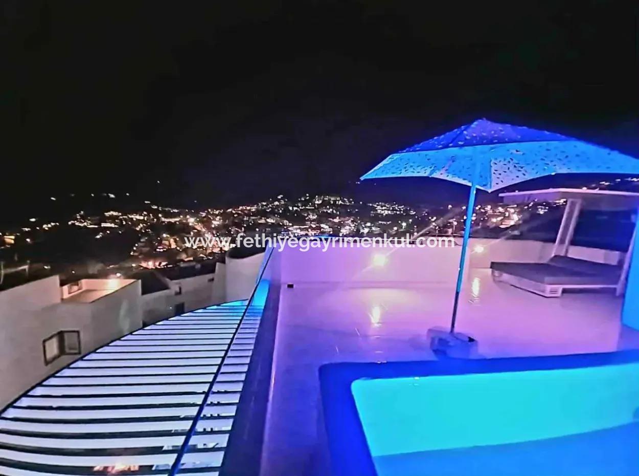 Eine Freistehende Villa Zum Verkauf Mit Einem Herrlichen Pool Mit Meerblick In Kalkan Ist Eine Maßgeschneiderte Villa