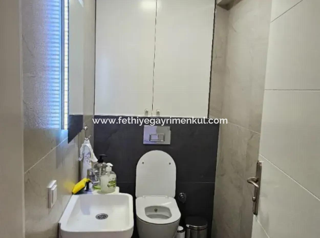 Camiavlu Neighborhood 3 1 Rückwärtsduplex Zum Verkauf Auf Einem Sicheren Gelände Mit Pool