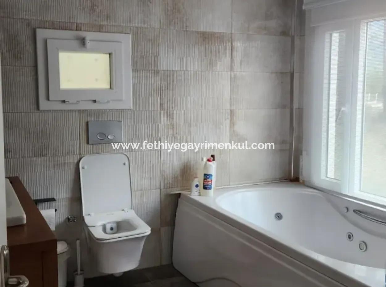 Ortaca-Stadtteil Zum Verkauf 10.000 M² Maßgefertigtes Bauernhaus Mit Pool