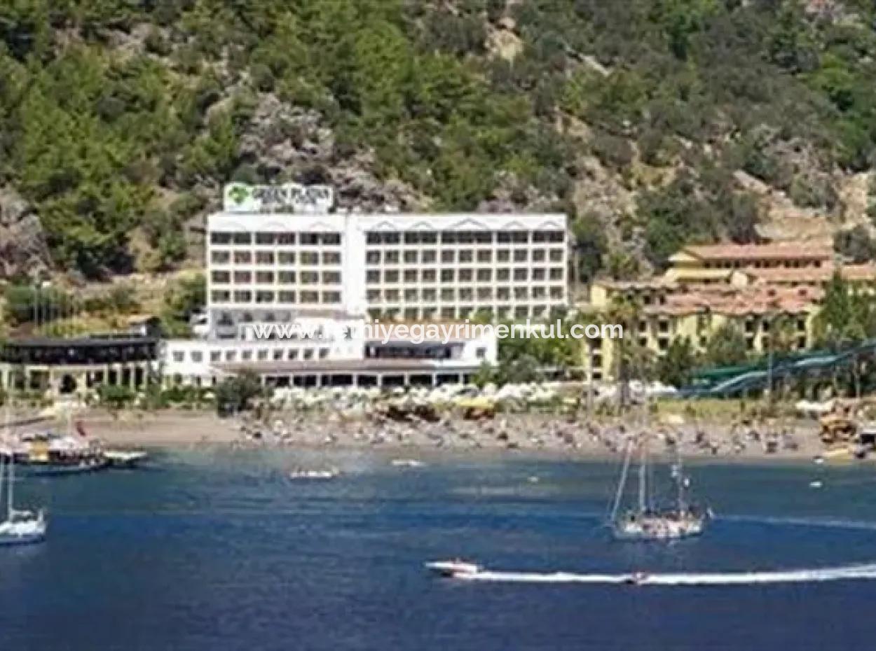 Bei Einer Entfernung Von 40 Km Von Marmaris Vom Meer, 300-Zimmer-Ferien-Dorf