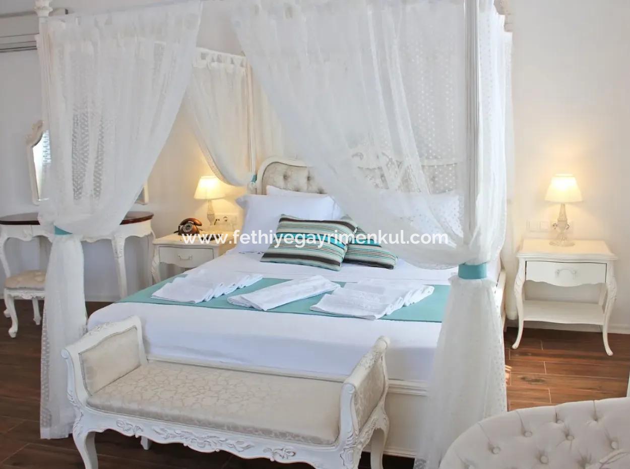 Zum Verkauf Am Meer In Einer Entfernung Von 40 Km Von Marmaris Hotel Handtücher