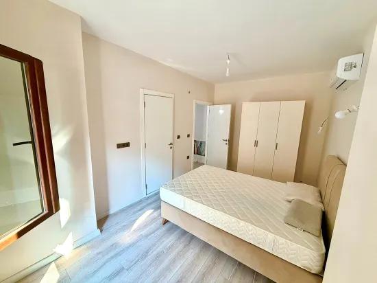 📍 Im Viertel Çetibeli Komfortabel Zu Verkaufen 5+1 Freistehende Villa