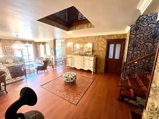 Zu Verkaufen 4+2 Villa – 970 m² Grundstücksanteil – Armutalan