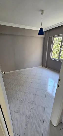 2+1 Wohnung In Der Nachbarschaft Çıldır Mietwohnung