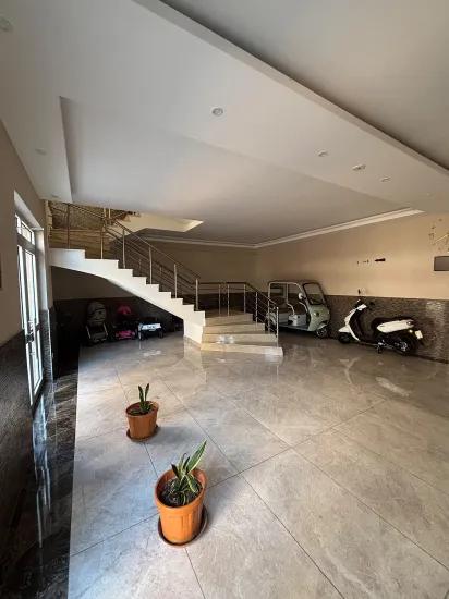 3+1 Duplexwohnung Zum Verkauf In Einem Jungen Gebäude In Armutalan