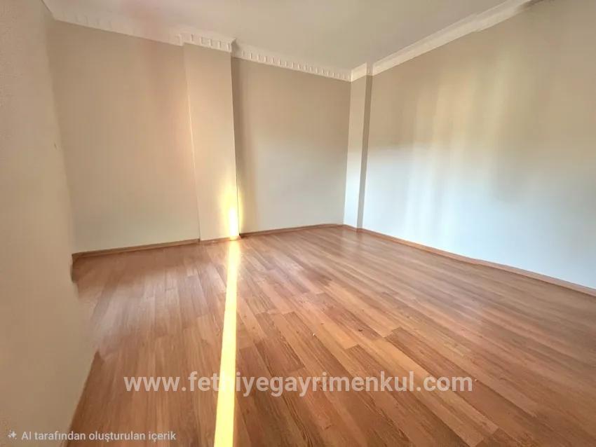 In Camiavlu Mahallesi, A 3+1 Rental Flat In A Complex With A Swimming Pool