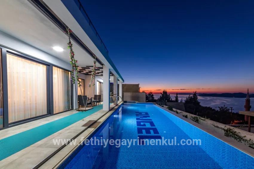 In Faralya, a magnificent villa with a sea view