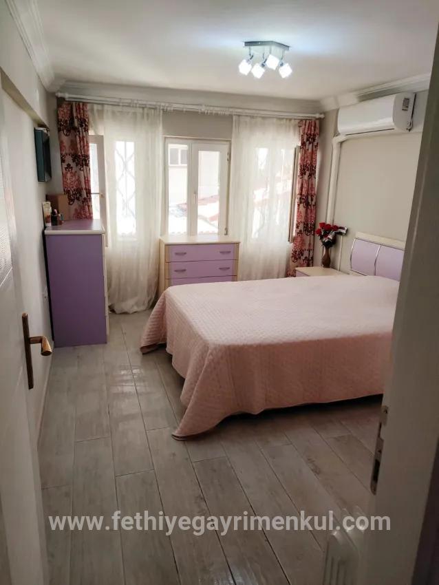 In Çildır neighbourhood, a 2+1 storey garden-owned flat for sale