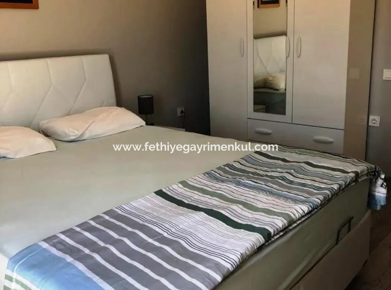 2 Rooms 1 Lounge Open Kitchen 100 M2 Apartment For Sale In The Site With Swimming Pool 400 Meters From The Sea In Datça Center