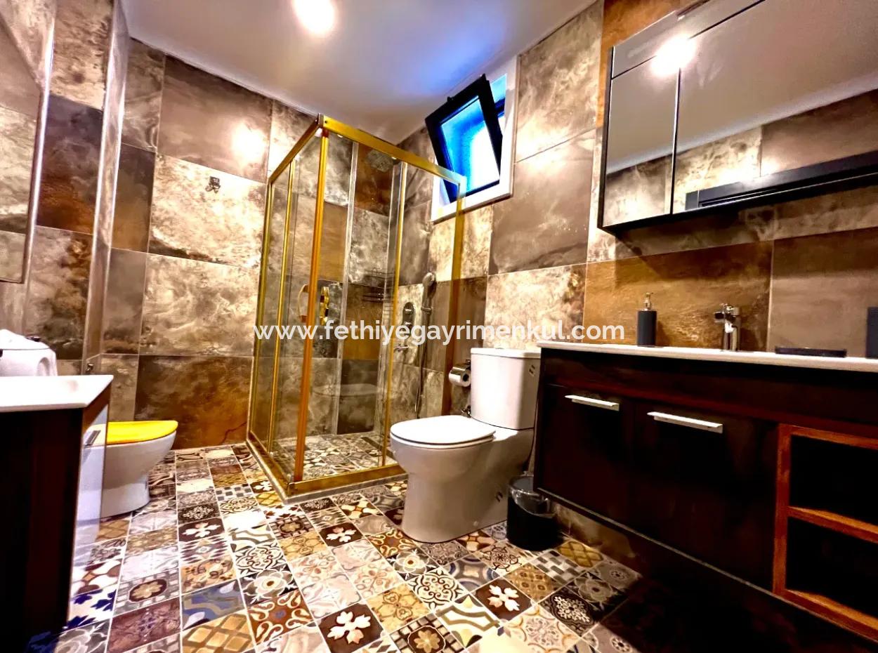 Villa For Sale In Marmaris Çetibeli With 3 Swimming Pools And Children's Pool And Caretaker House In 780M2 Plot