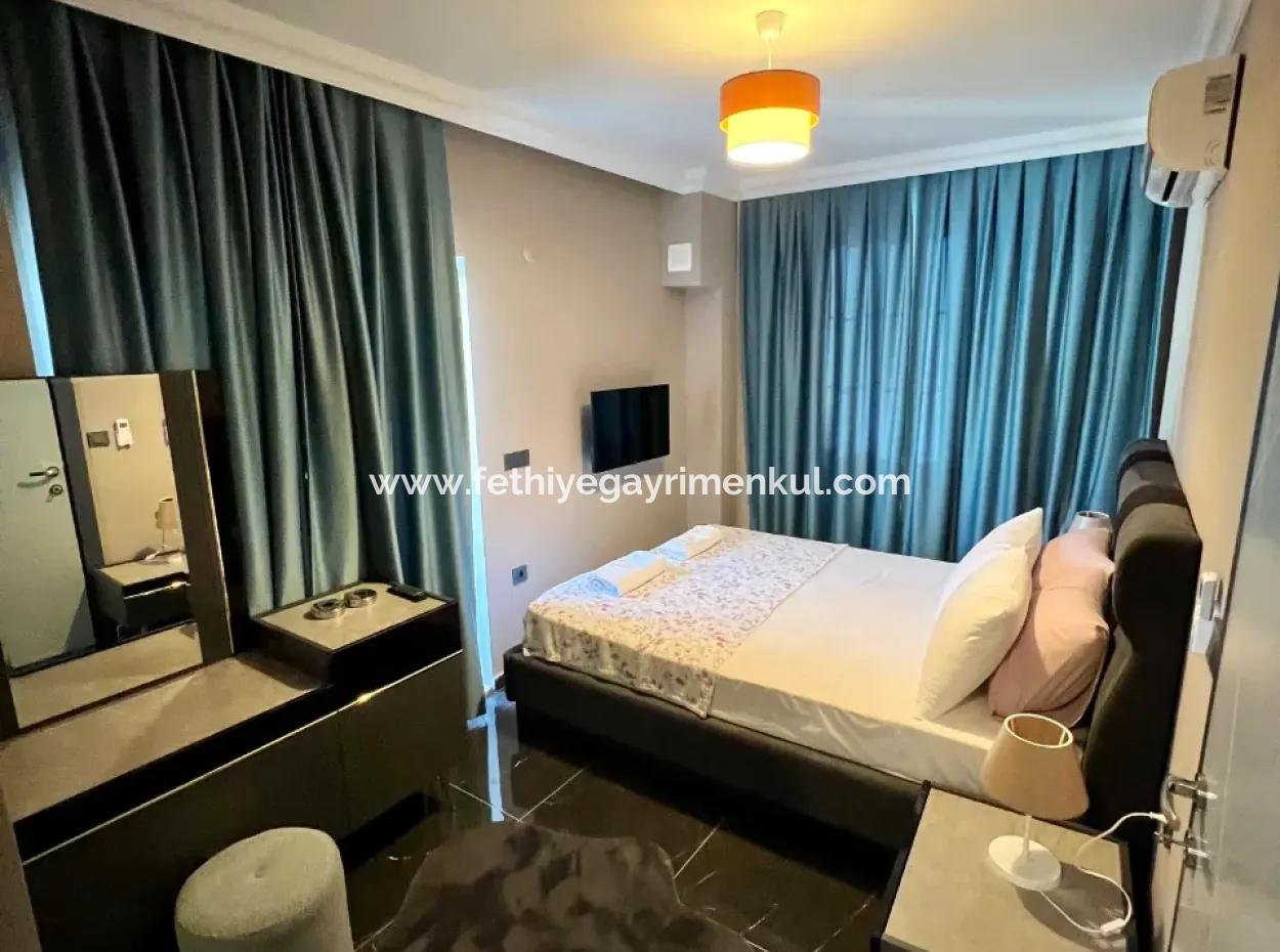 Villa For Sale In Marmaris Çetibeli With 3 Swimming Pools And Children's Pool And Caretaker House In 780M2 Plot