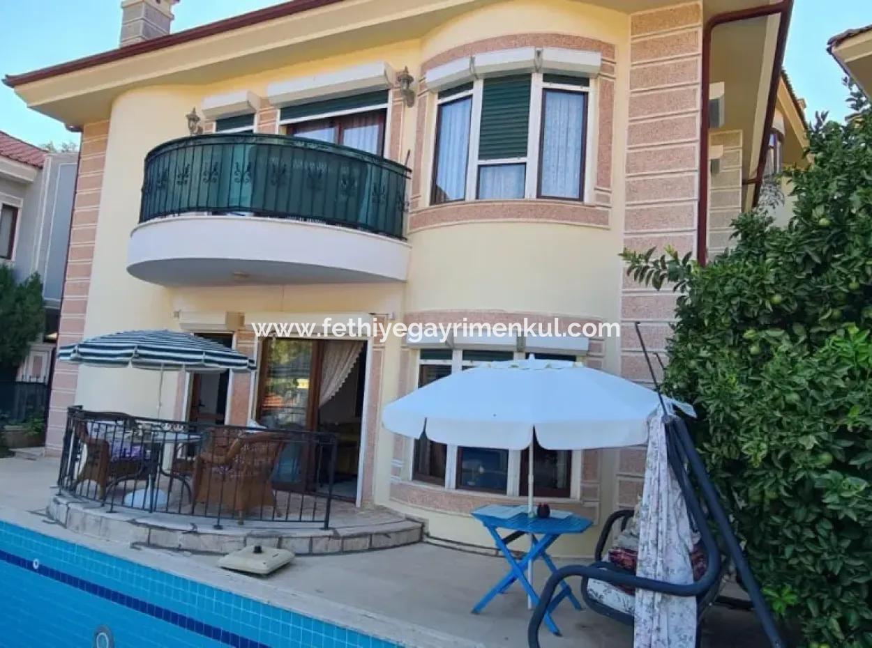 Villa For Sale In Armutalan, Marmaris With A Fully Detached Garden And Pool