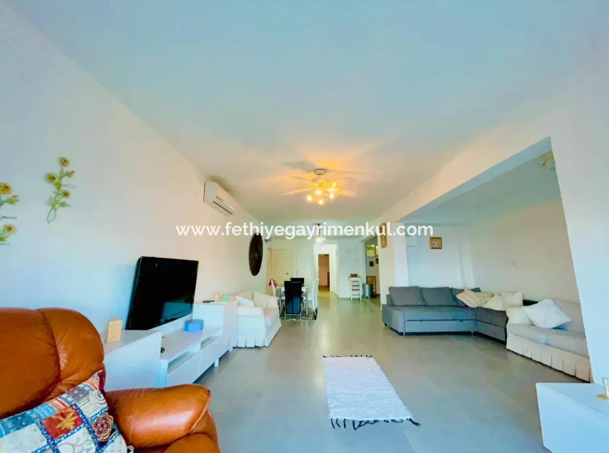 You're Just A Few Steps Away From The Sea. Literally ! Seafront Apartment.