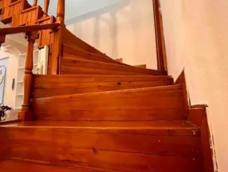 Çıldır Mahallesi 2 1 Garden Duplex Flat For Sale