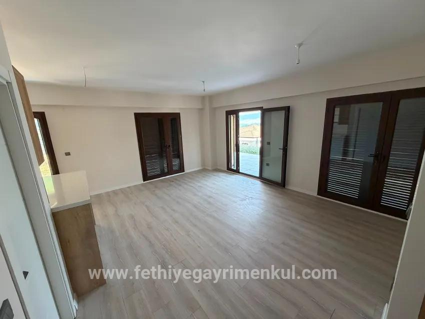 В аренду Семейный дом 2+1 в Çetibeli Marmaris - 140 m²