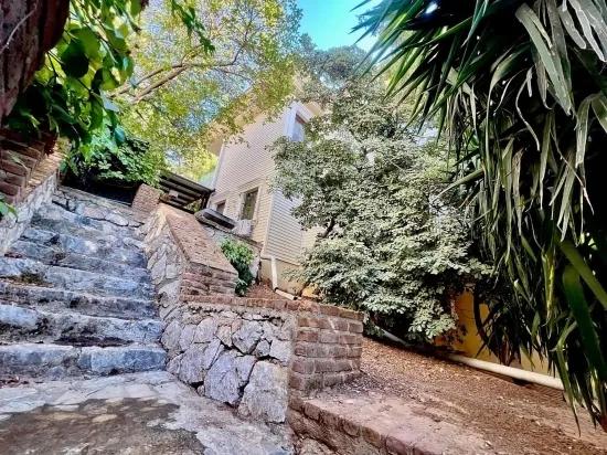 На продажу 4+2 Вилла – 970 m² доля участка – Armutalan