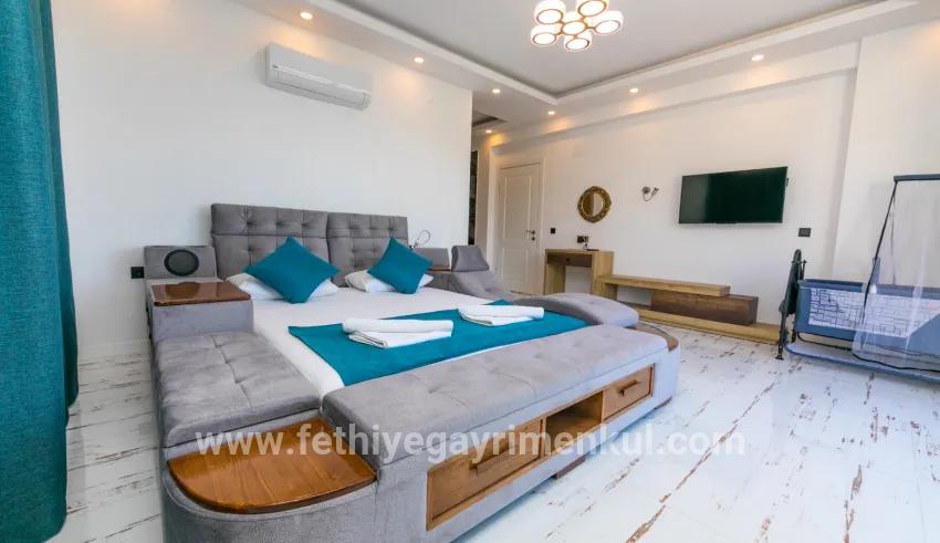 Faralya'da deniz manzaralı muhteşem bir villa
