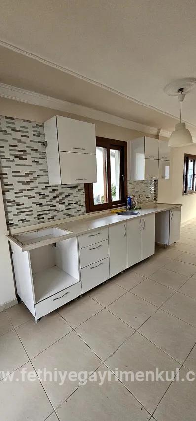 Beldibi’nde sıfır ayarında genç binada ferah ve geniş 3+1 kiralık daire