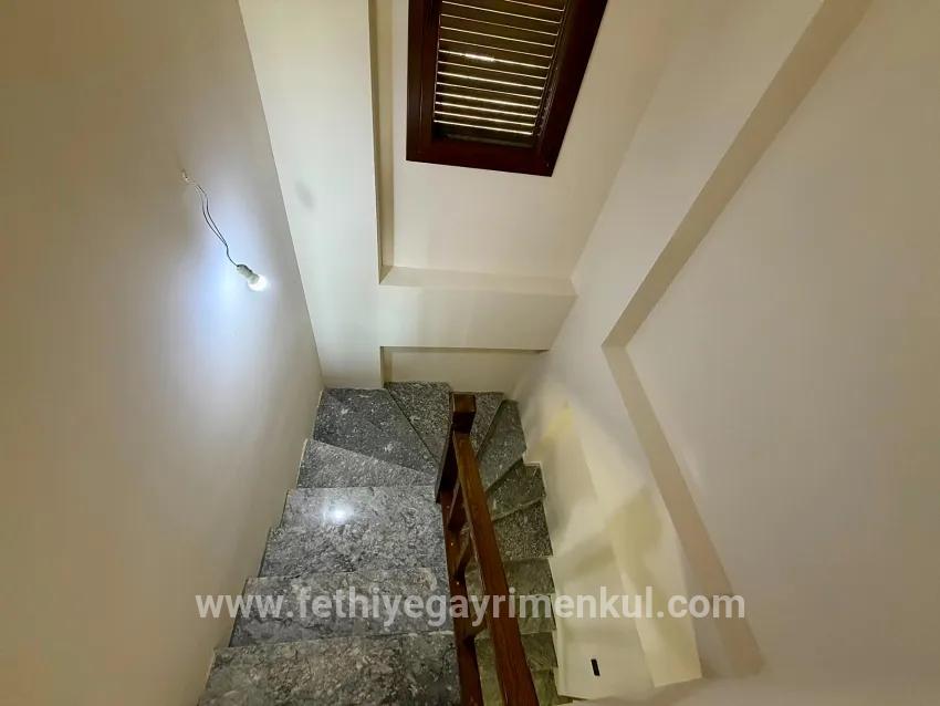 Marmaris Çetibeli Mah. Satılık 5+1 Villa - 220 m²