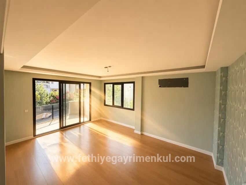 Marmaris Armutalan Mah. Satılık 3+1 Daire - 140 m²