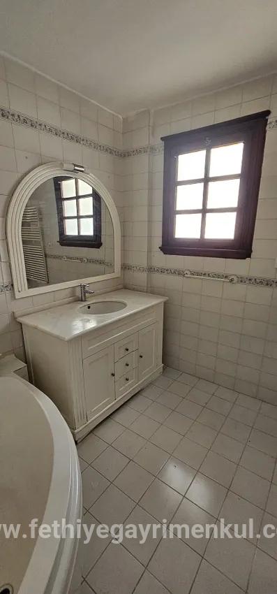 Marmaris Armutalan Mah. Satılık 3+1 Villa - 160 m²