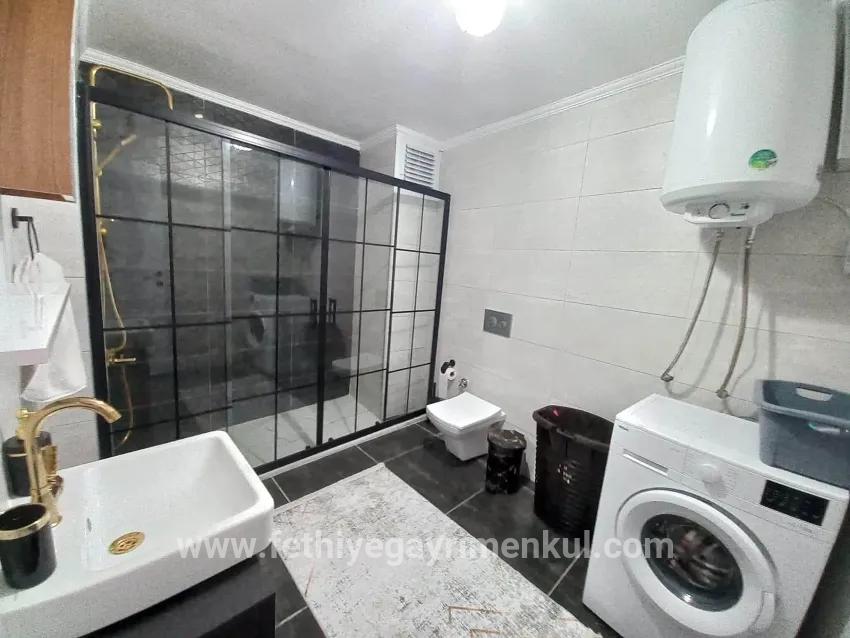 Marmaris Sarıana Mah. Kiralık 2+1 Daire - 110 m²