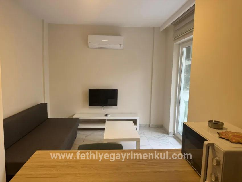 Marmaris Siteler Mah. Kiralık 1+1 Daire - 55 m²