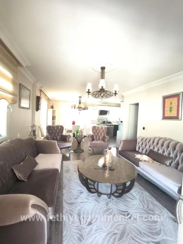 Köyceğiz Yeni Mah. Satılık 5+1 Villa - 567 m²