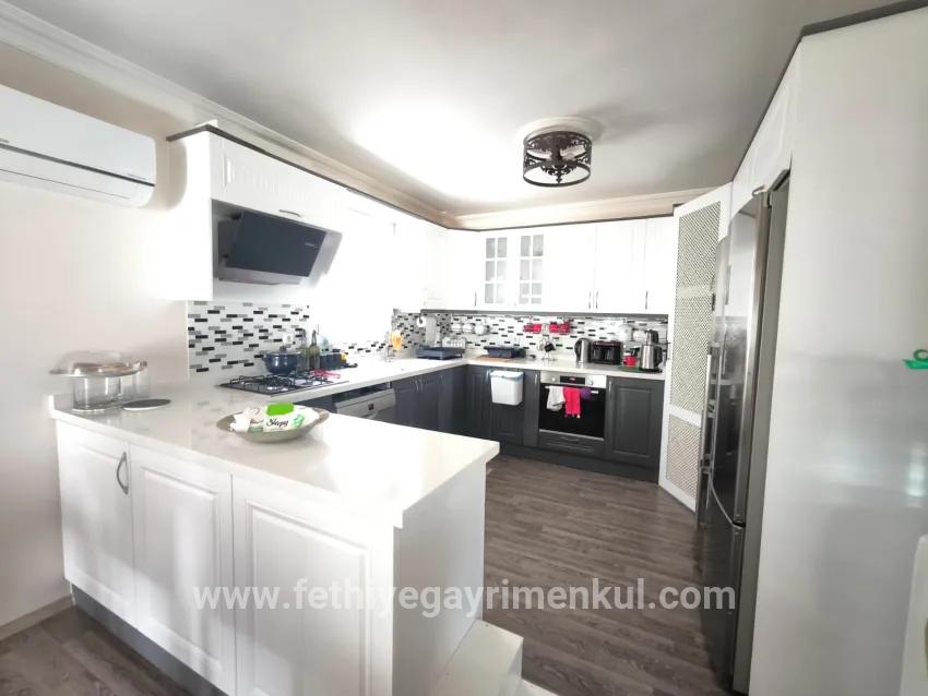 Köyceğiz Yeni Mah. Satılık 5+1 Villa - 567 m²