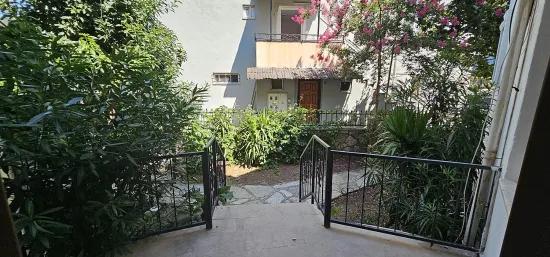 Armutalan Mahallesi 3+1 Satılık Müstakil Dubleks Villa