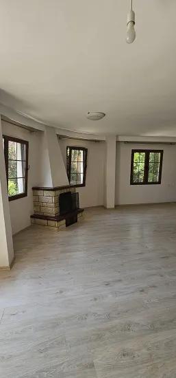Armutalan Mahallesi 3+1 Satılık Müstakil Dubleks Villa