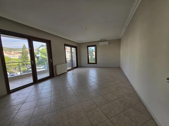 Çıldır Mahallesi Genç Binada 3+1 Kiralık Daire
