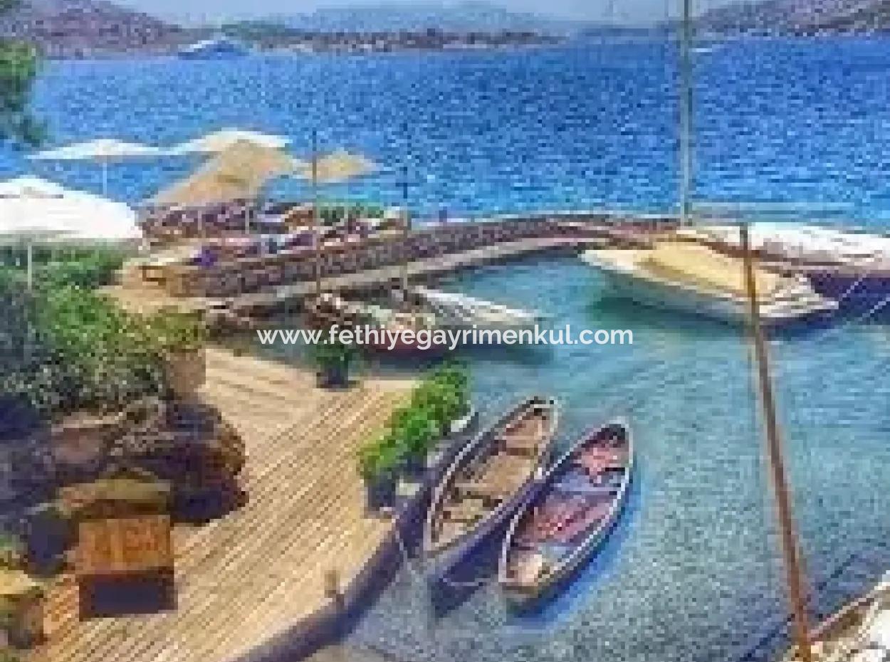 Marmaris Bozburun Koyunda Denize Sıfır 2600 M2 Yatırım İçin Uygun Arsa