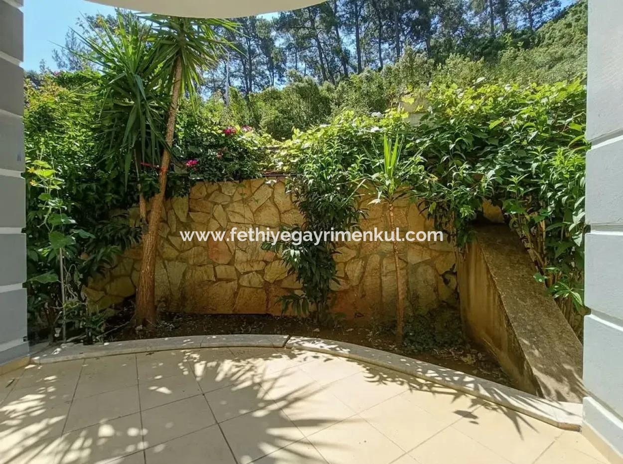 Marmaris İlçesi Beldibi Mahallesi Doğa Manzaralı Yüzme Havuzlu Site İçerisinde 3+1 Bahçe Dubleks Satılık Daire