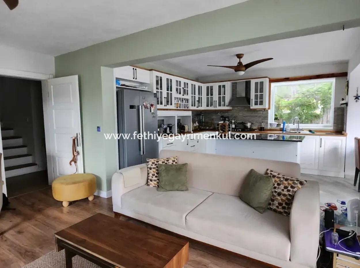 Ortaca Mahallesi Satılık 10.000 M2 İçerisinde Özel Yapım Havuzlu Çiftlik Evi